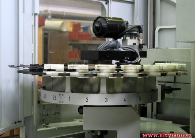 MIKRON UM 600 (BRANO-PLASTY a.s.)